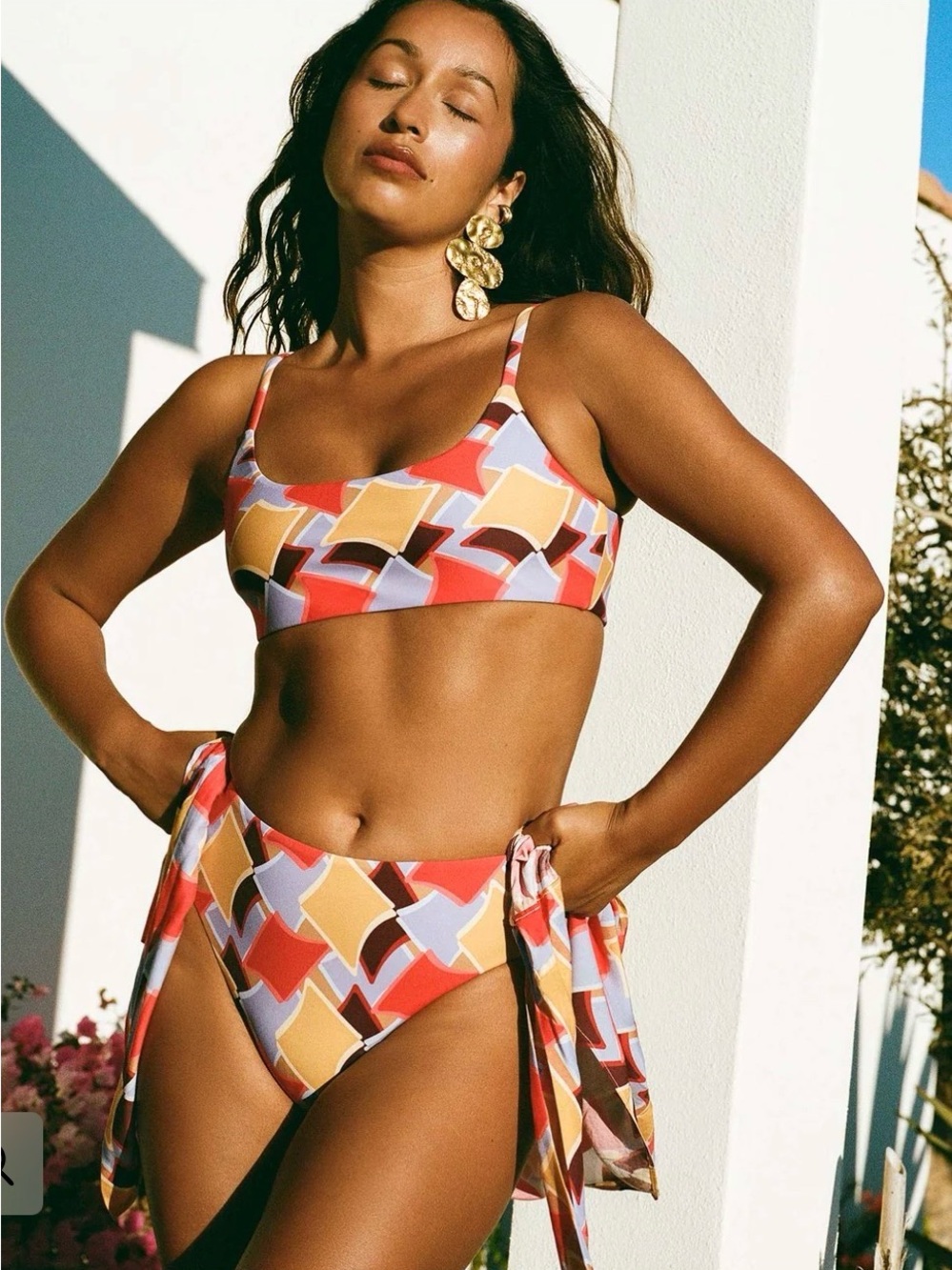 Andie THE MAUI BIKINI TOP - MOD GEO Geometric Scoop Red, Yellow & Purp